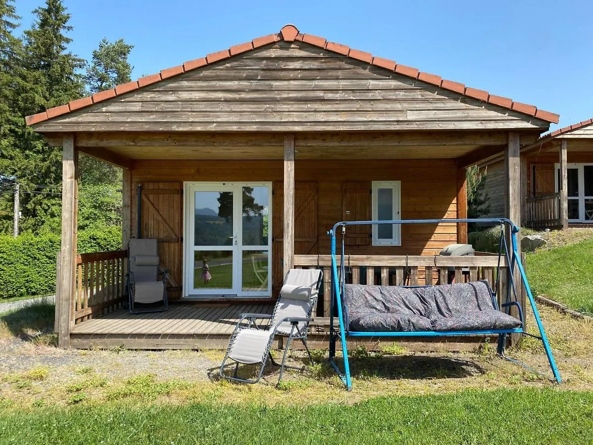 Chalets Au Bord De L'Eau Lapte